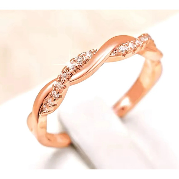 NEW 14k Rose Gold-Plated S925 Simulated Diamond Eternity Twist Ring, Size 7.5 - Picture 3 of 14